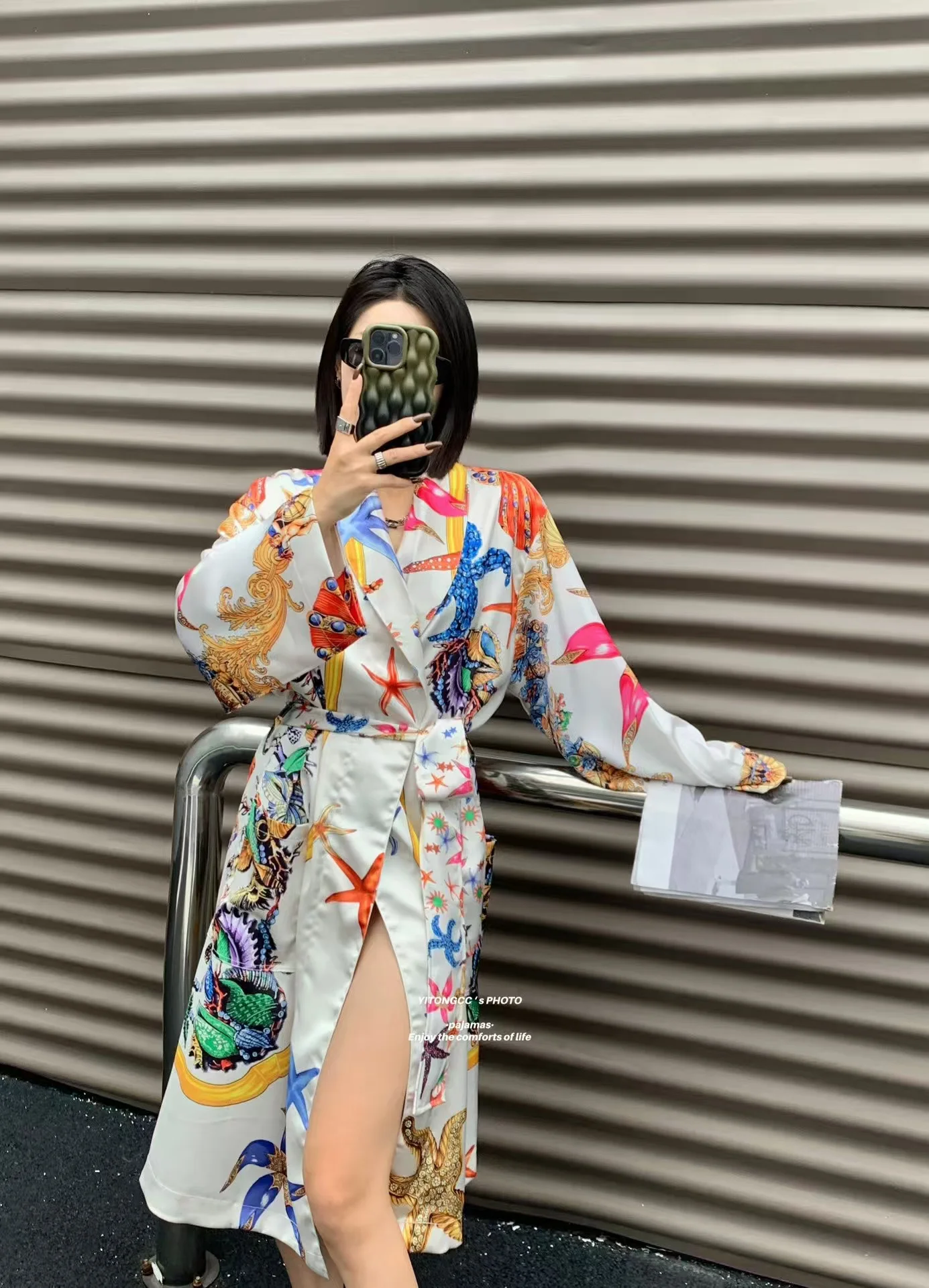 

Luxury Baroque Marine Print Silk Robe for Women, Premium Smooth Silky Satin Long Sleeve Mid-length Belted Loungewear