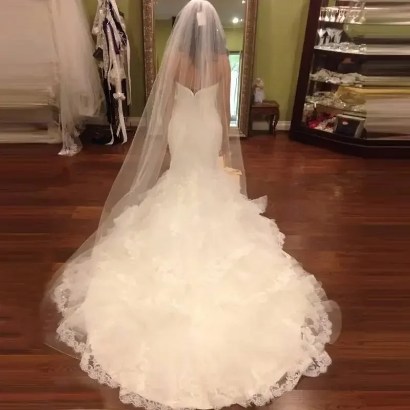 Dostosowane koronkowe aplikacje w stylu vintage suknia ślubna syrenka Sweetheart wyszywane koralikami pas wielowarstwowa koronkowa suknia panny młodej Vestidos De Noivas