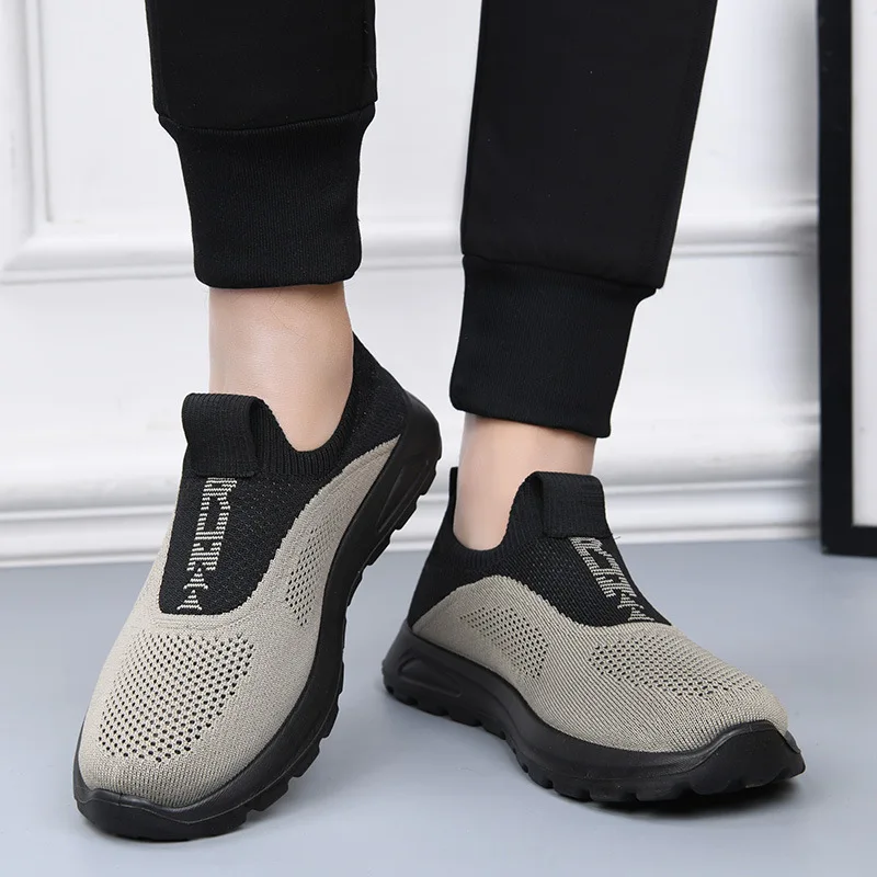 Herren Slip-On Sneaker aus gewebtem Material, atmungsaktives Mesh, rutschfest, leicht, für Outdoor-Aktivitäten und Freizeit, ideal zum Spazierengehen. – Detail 6