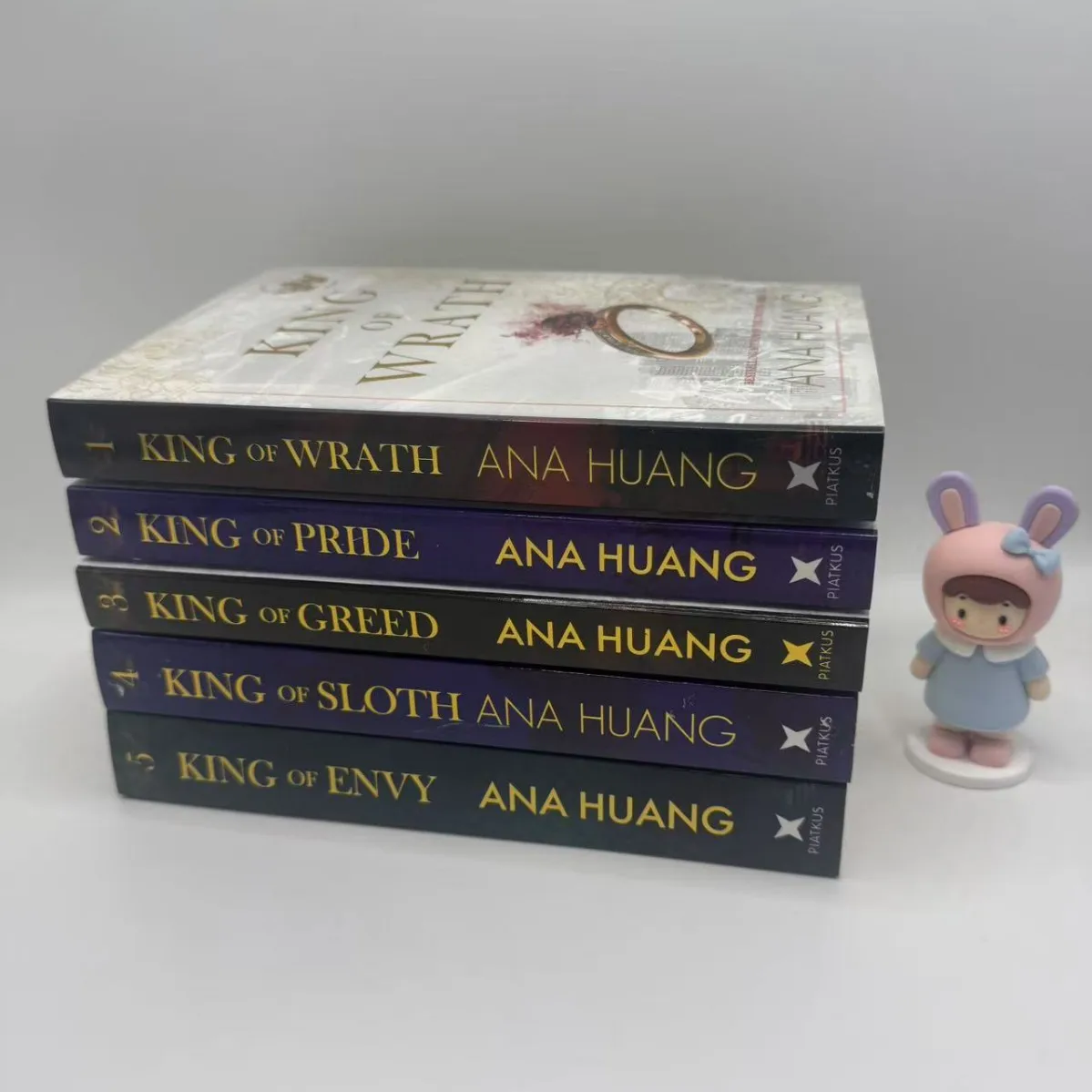 Kings of Sin Series Paperback Book in English view 2