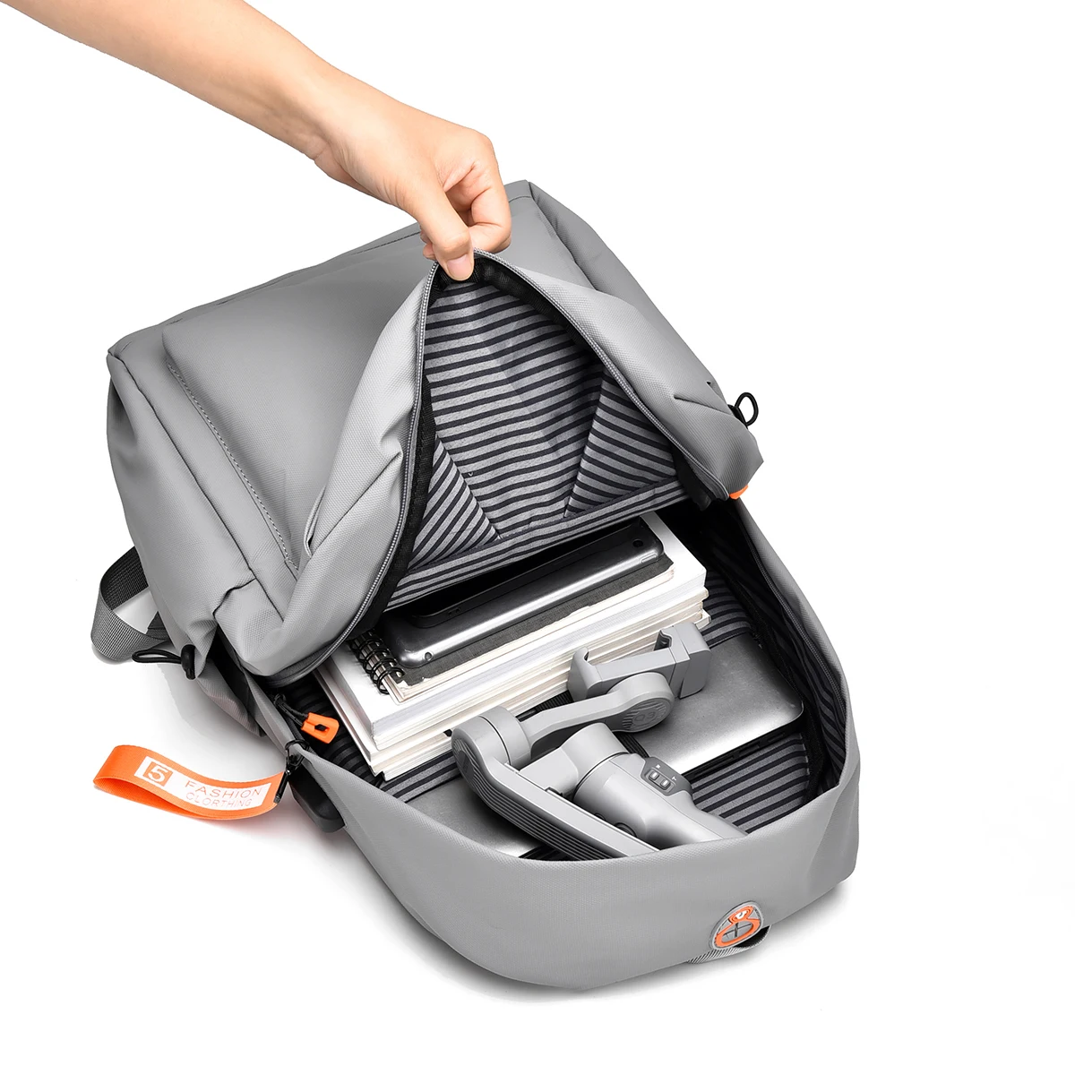 أنيق الحد الأدنى للجنسين سعة كبيرة حقيبة ظهر عادية المحمولة USB ركاب على ظهره 15.6 بوصة محمول على ظهره بولي Fabric النسيج