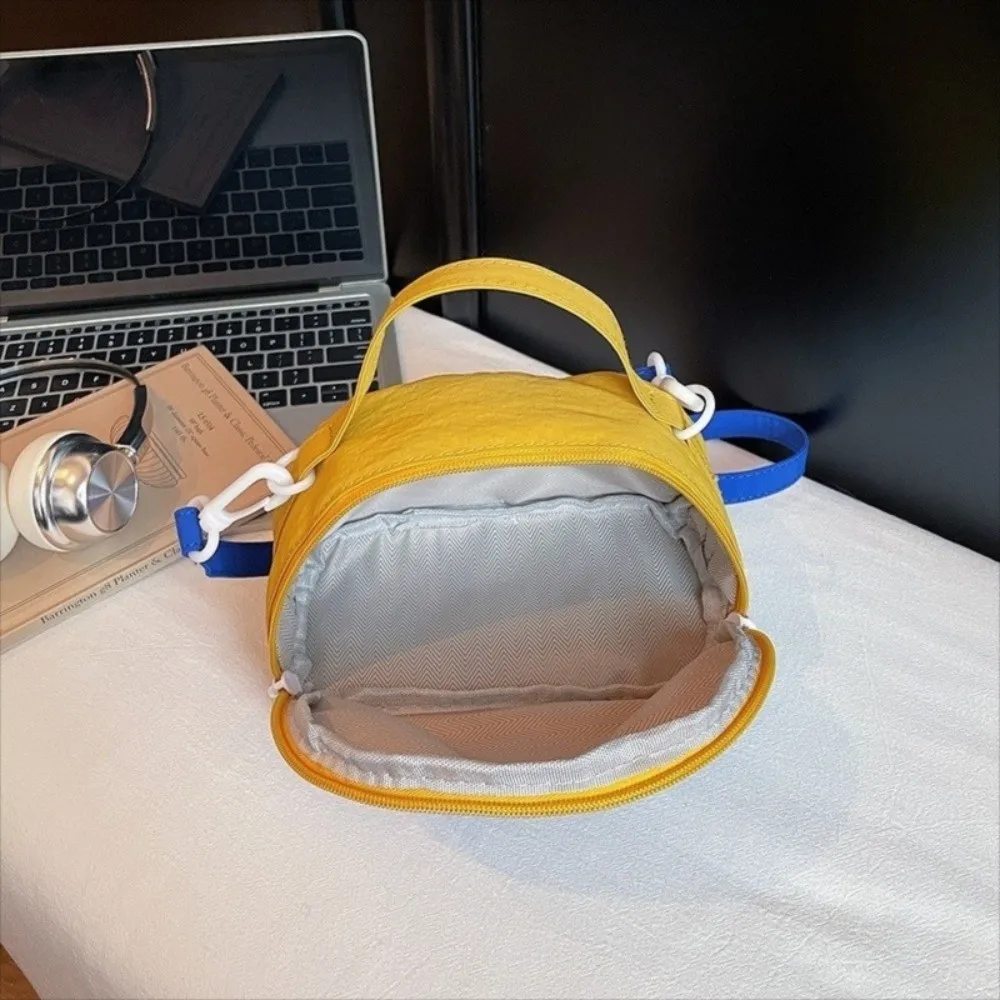 

Портативная сумка через плечо в форме буквы, квадратная нейлоновая сумка-кроссбоди в корейском стиле, контрастная женская сумка унисекс