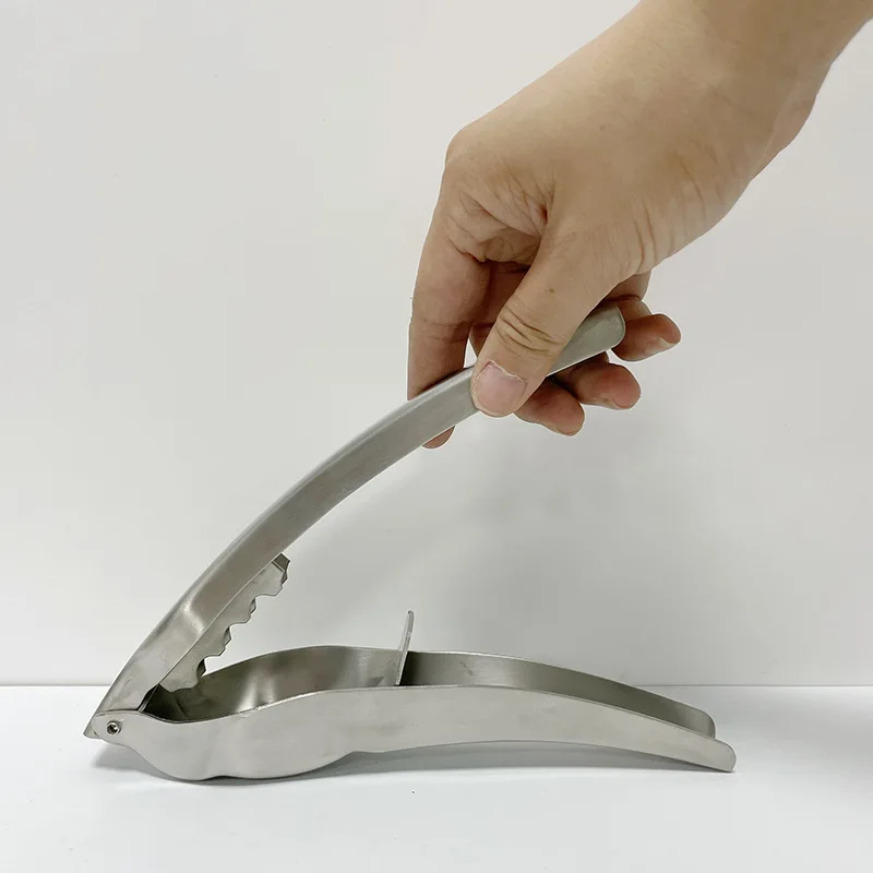 Kitchen Tools Multifunctional Chestnut Opener Nut Walnut Stainless Steel Portable Nutcracker Chestnut Clip