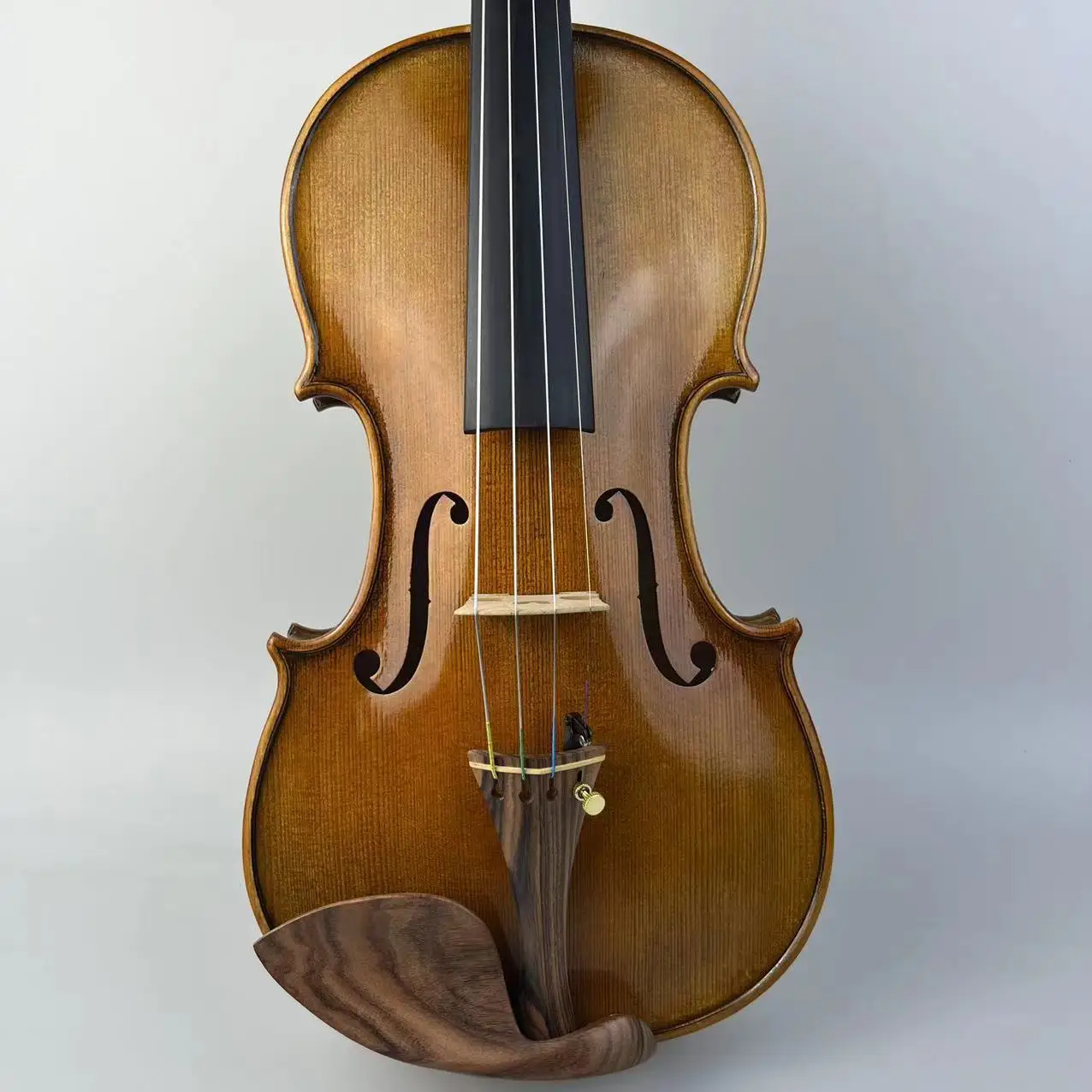 Wholesale Advanced 4/4-1/8 Flamed Maple Back & Side Violin with Hand Carved Case Face Material Spruce