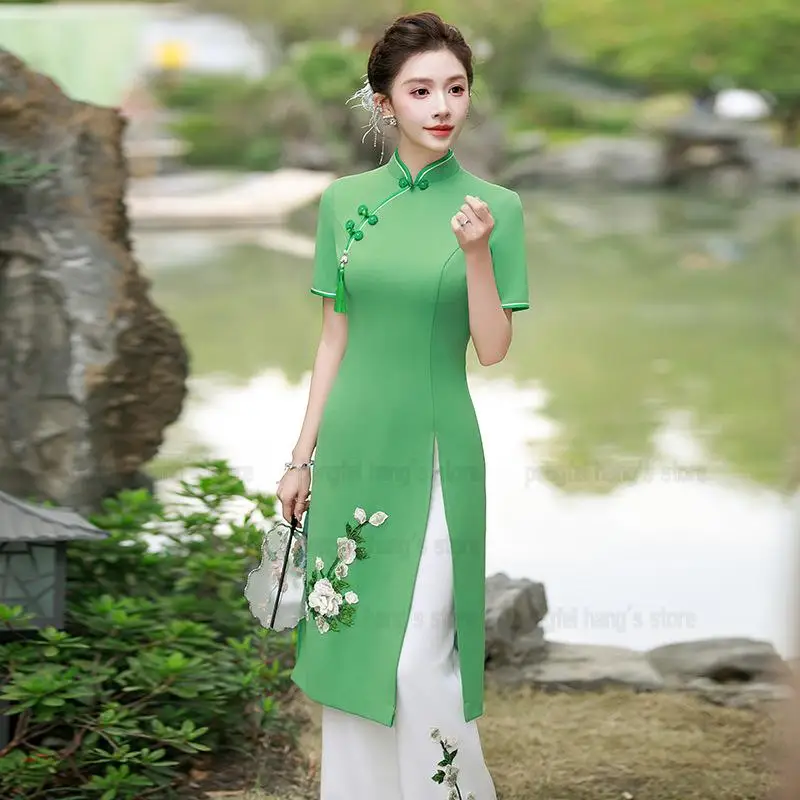 

Green Aodi Qipao Lady Luxury Stage Fashion Show Costume Embroider Flower Chesongam New Chinese Style Dress Big Size 4Xl 5Xl