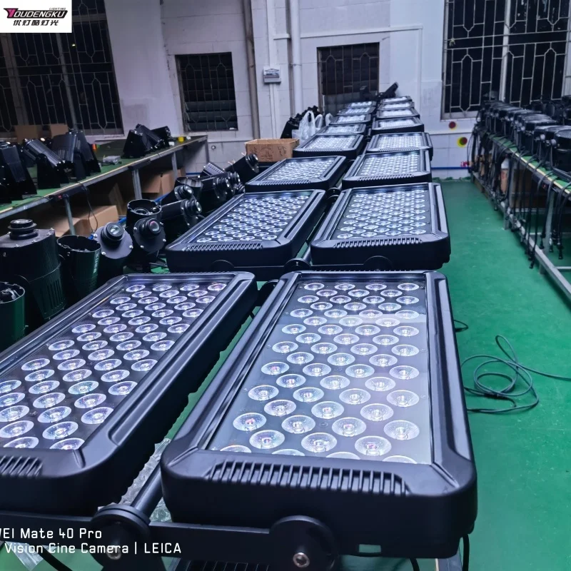 2 pieces Ultra Bright IP65-Rated 4-in-1 RGBW led Wash Fixture Outdoor Floodlight