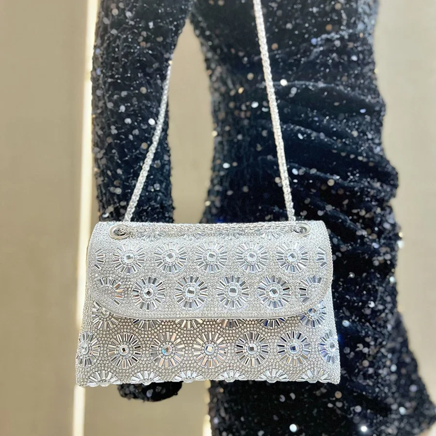 

Luxury Diamond Underarm Bag Fashion Trend Glitter Women Chain Small Square Bag Party Shoulder Crossbody Full Diamond Dinner Bag