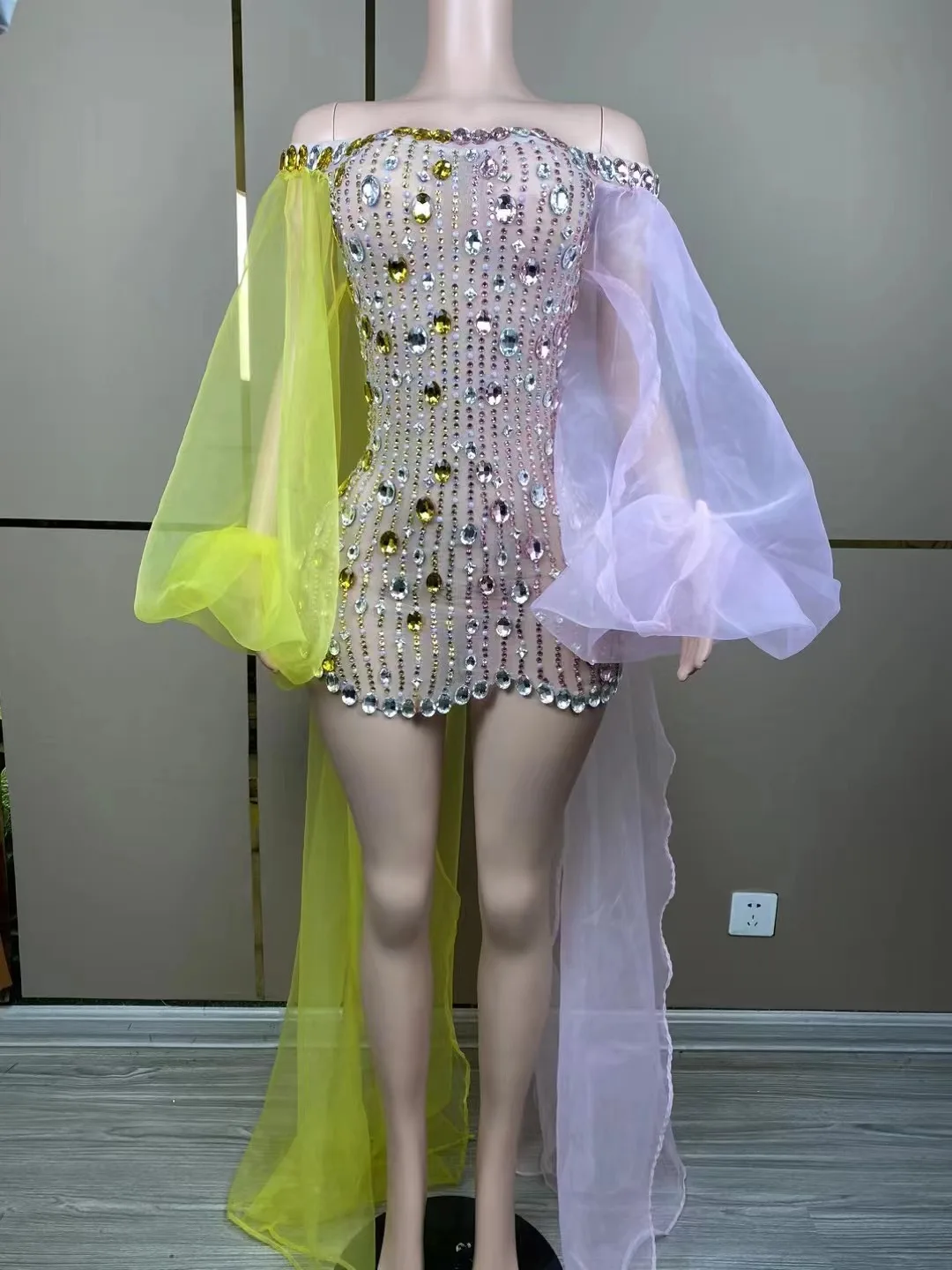 

Women Sexy Stage Colorful Rhinstones DressEvening Celebrate Birthday Club Singer DancelPerformance Transparent Mesh Host Dress