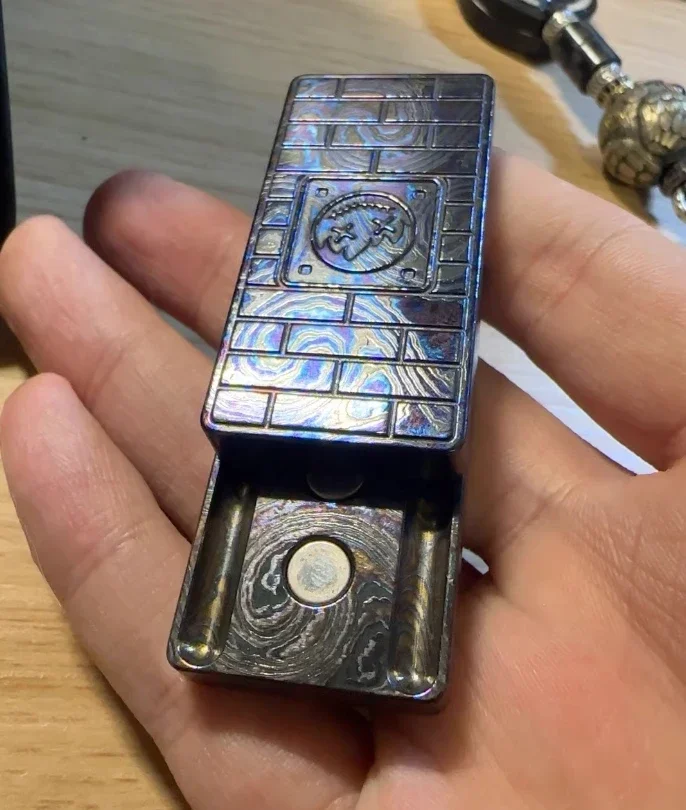 تستخدم EDC مهرج برتقالي زركونتي فيدجيت ألعاب تخفيف الضغط