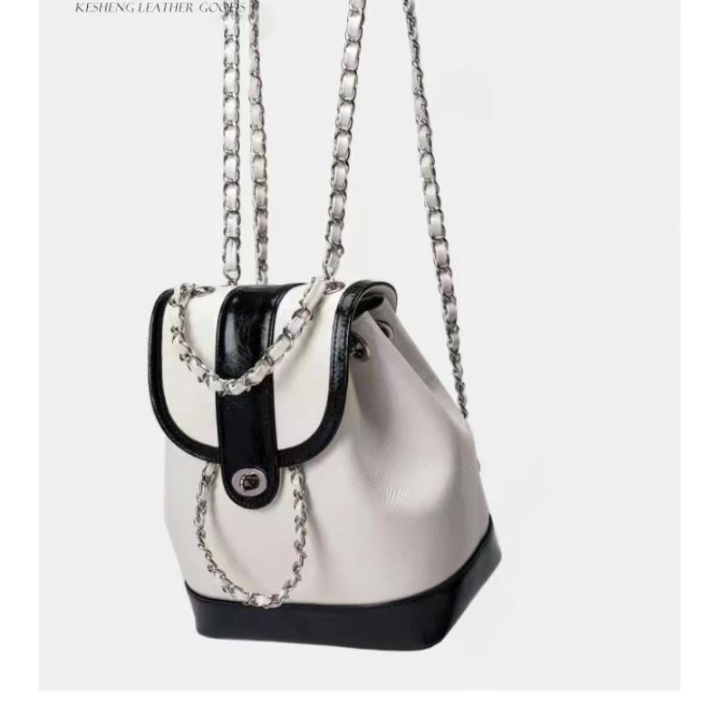 

2023 new Korean fashion chain backpack student schoolbag PU large capacity shoulder bag luxury design ladies travel bag