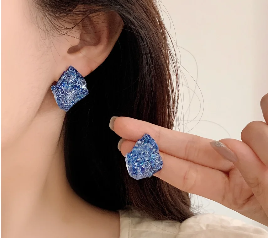 Серьги-гвоздики из нестандартной смолы из разбитого кристалла синего цвета, уникальный и индивидуалистичный дизайн, модный и простой, элегантный и