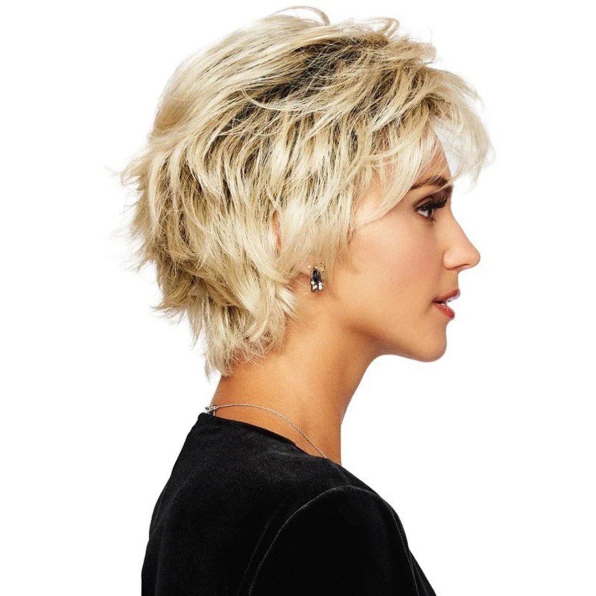 

Light Blonde Short Layered Wig with Voluminous Cut and Blunt Bangs - Fashionable Synthetic Hair Cap for Women