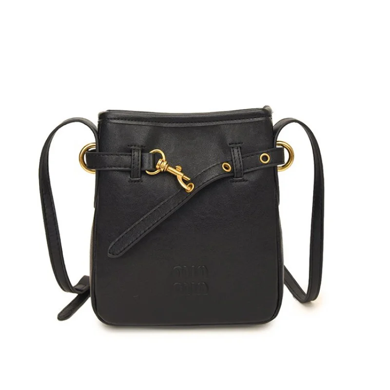 

Luxury Designer Tote Bag In Premium Leather Structured Shape Dual Handles Versatile