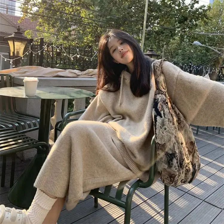 Korean V-Neck Two Piece Set Skirt Sweater Casual Women Knitted Pullover Sweater High Waist Skirt Fashion Winter New Clothing