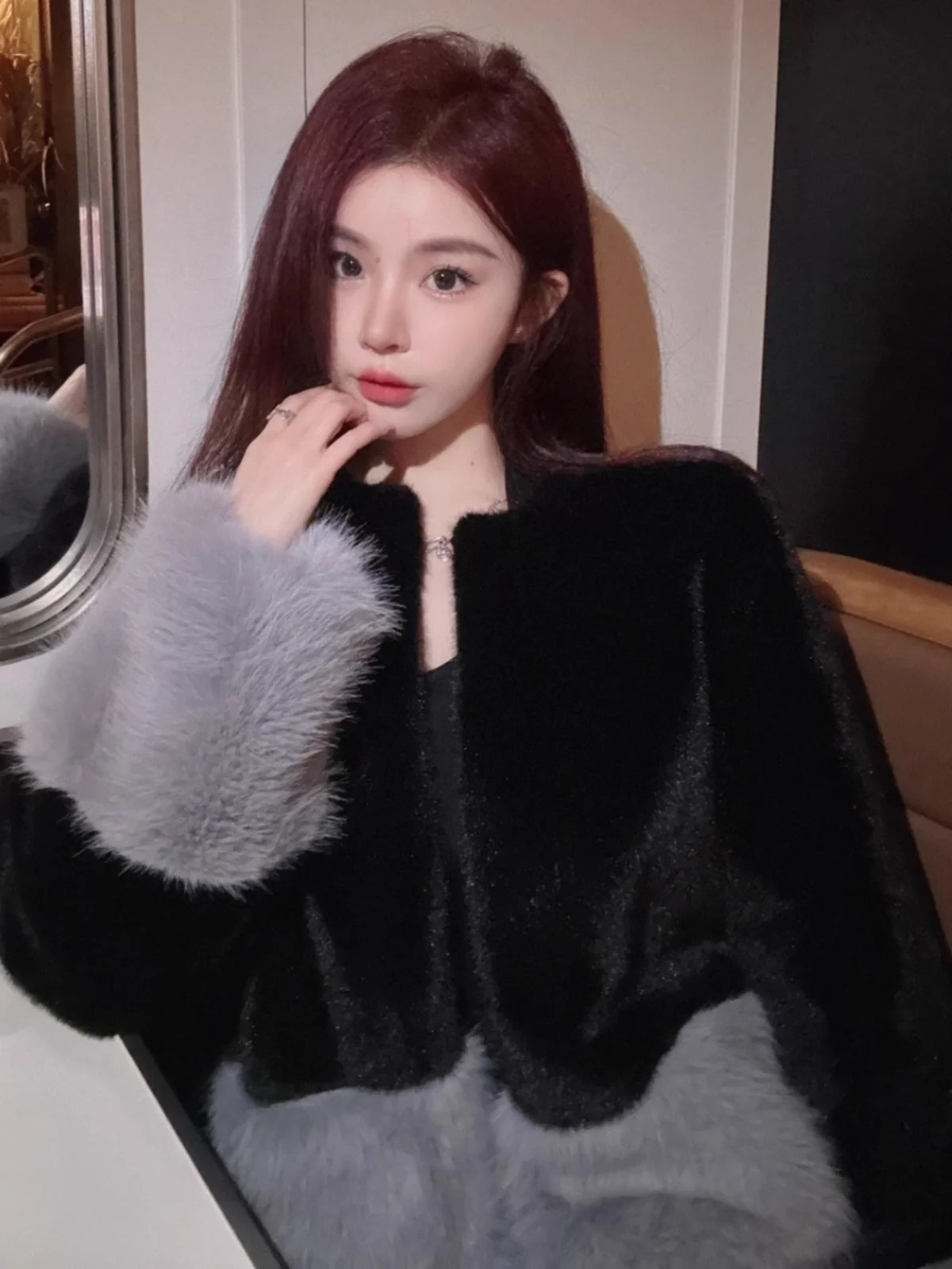 Ele Bla Pelzmantel Damenmode Koreanischer Stil Patchwork Langer Mantel Rundhals Reguläre Länge Knopfverschluss