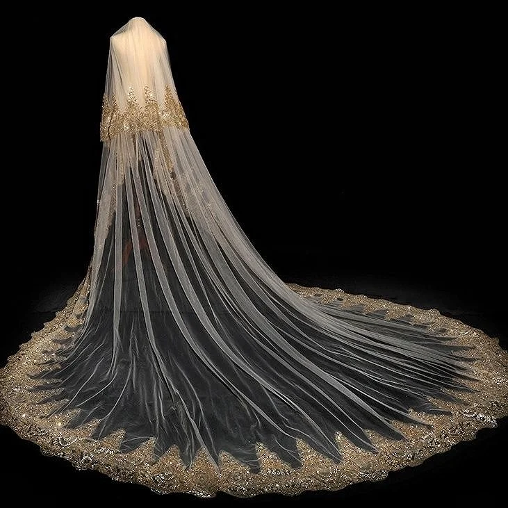 Wedding Veil Lace Edge Long Luxurious Bridal Veil Applique Sequins Golden Veil With Comb Cathedral Two-Layer 3.8Meters