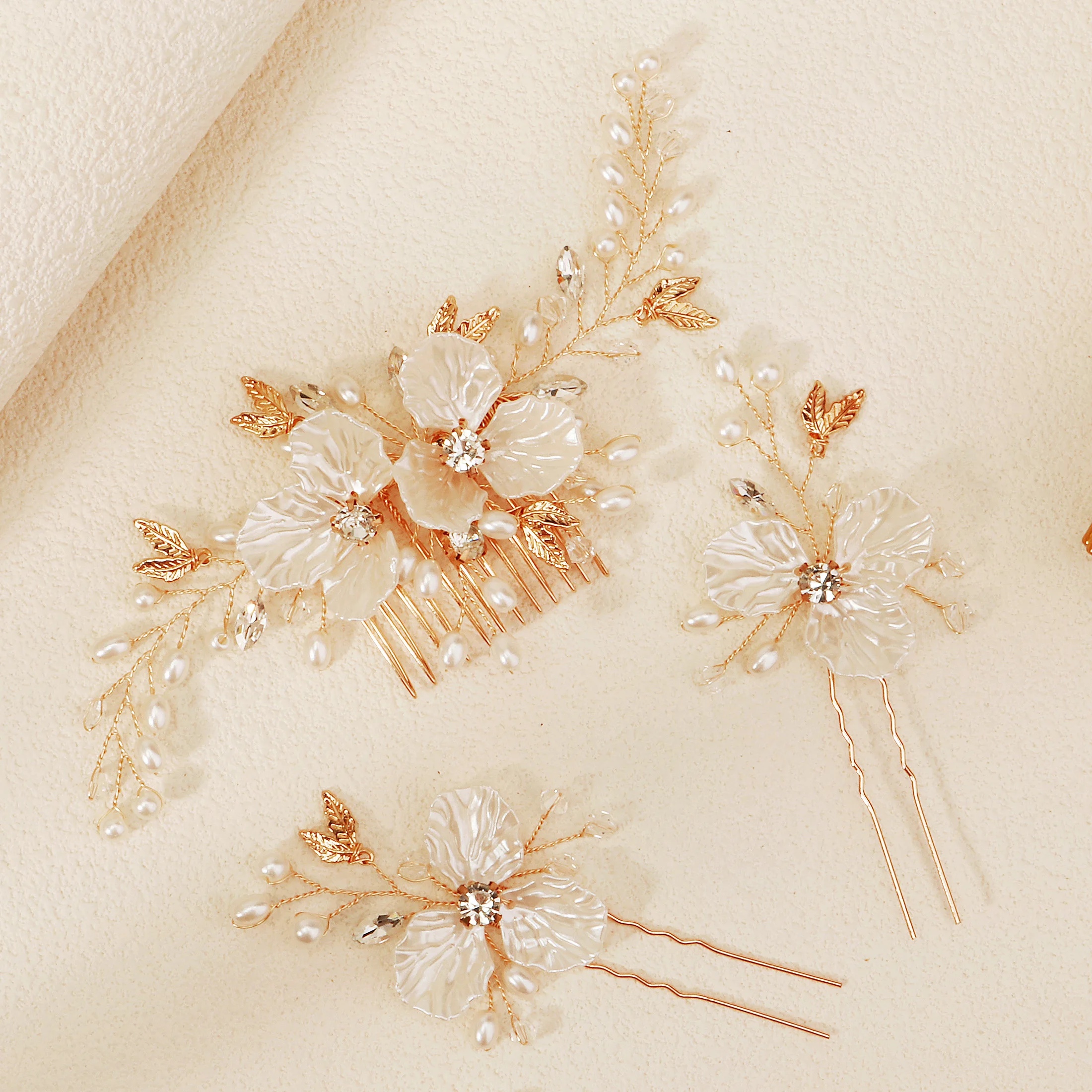 3Pcs/Set Elegant Handmade Pearl Flower Wedding Hair Combs Pins for Brides Gold Leaf Bridal Headpiece Hair Jewelry Accessories image 4