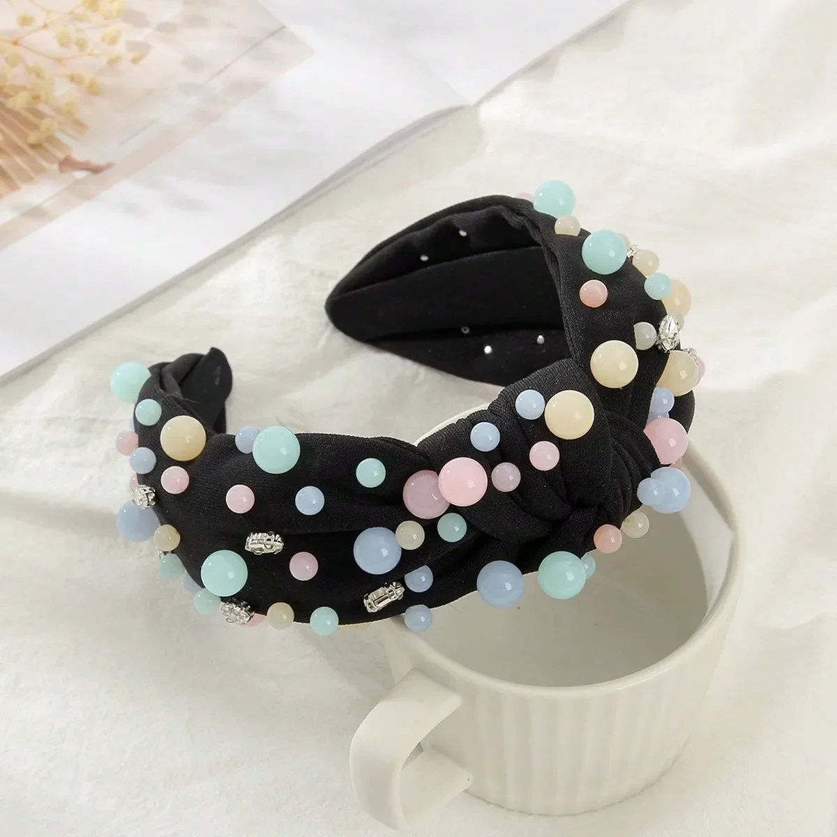 

Personalized Candy-Colored Gem-Knotted Hair Accessory , Suitable For Leisure Travel/College Campus/Holiday Parties,