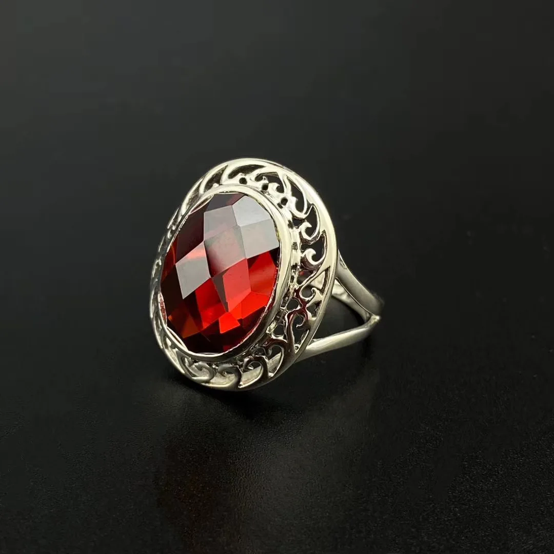 

S925 silver inlaid garnet red zircon ring transfer Vintage noble ring