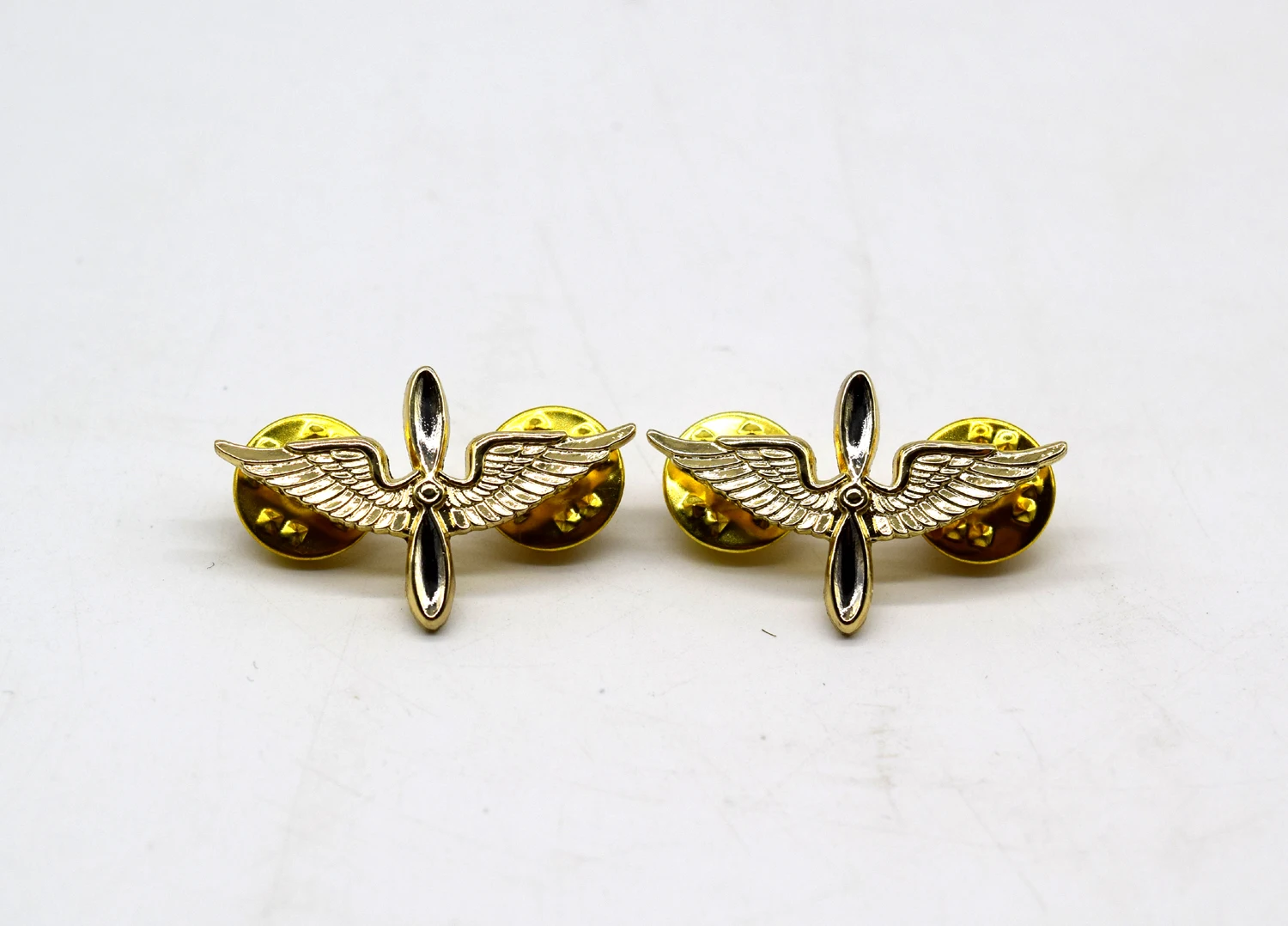 One Pair US U.S. Army Aviation Branch Collar Badges Pin Insignia Gold