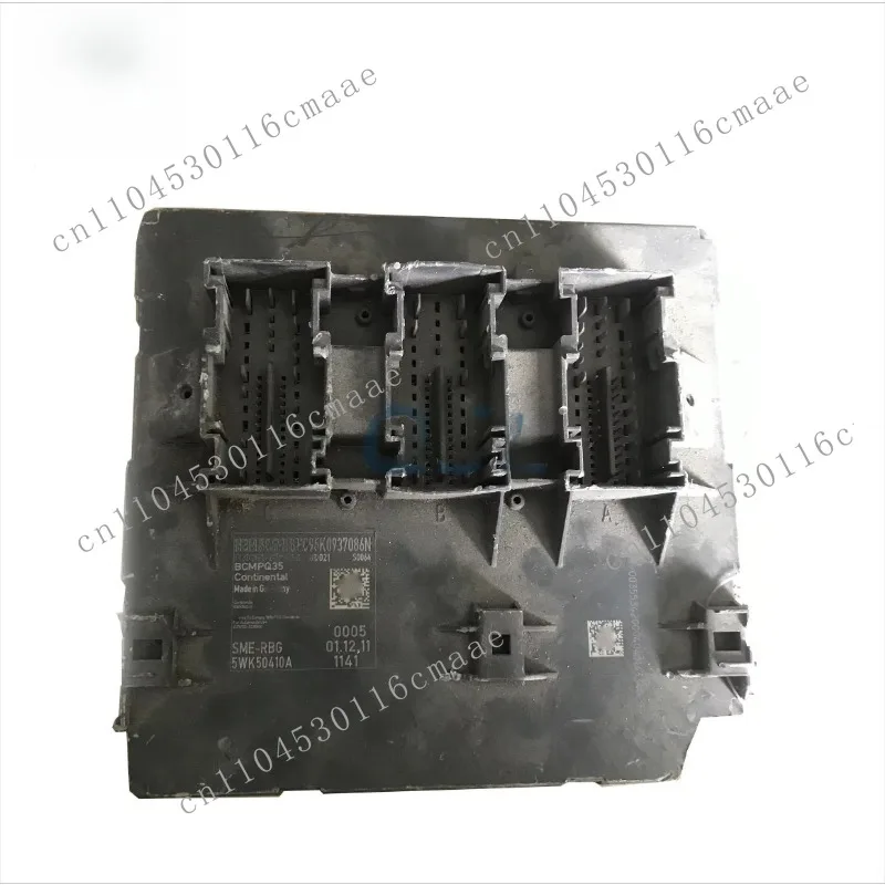 ECU Electronic Control Module Unit 5K0937086N 5WK50410A Engine Computer Board