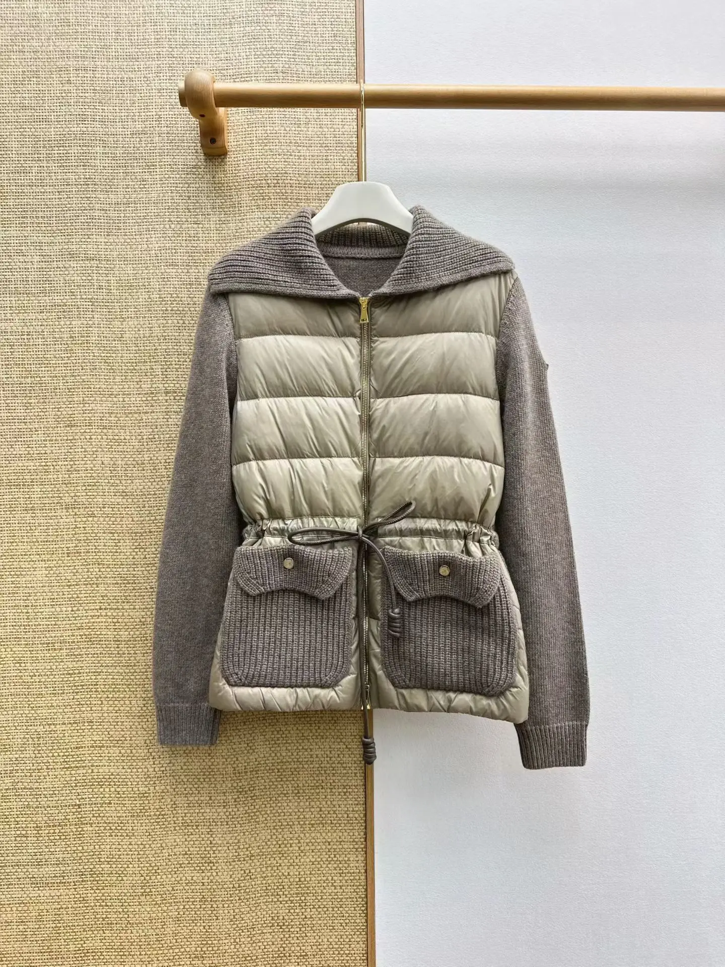 Women Knit Paneled Short Down Jacket Large Lapel Lightweight Wool Knit Sleeves Autumn Winter