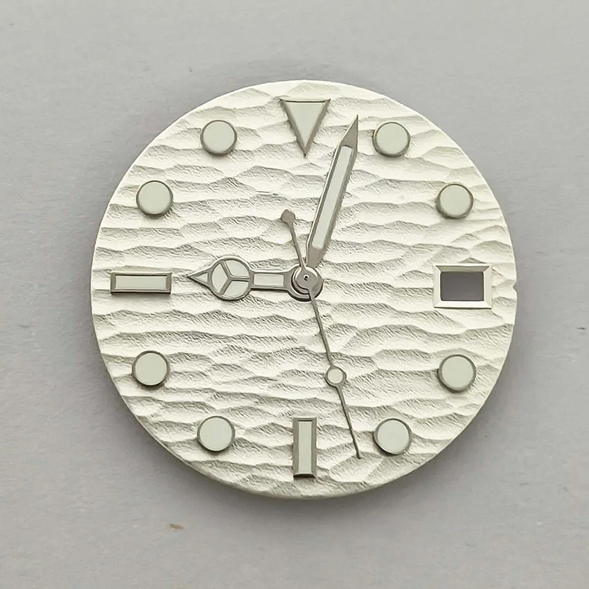 Grünes Leuchtzifferblatt für NH35 NH36 4R 7S Uhrwerk Einzelkalender 28,5mm Uhrenzifferblatt Silber Zeigersatz Armbanduhren-Zubehör – Detail 4