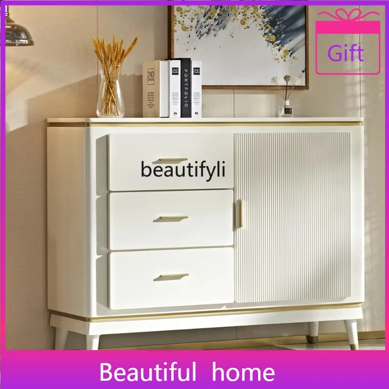 B67 Entryway Cabine…