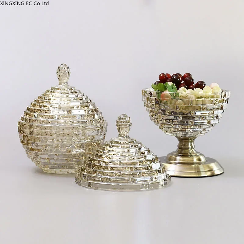 

Nordic Retro Glass Jars Golden Candy Jar with Lid Food Container Home Decoration Storage Jar Jewelry Box Kitchen Storage Box