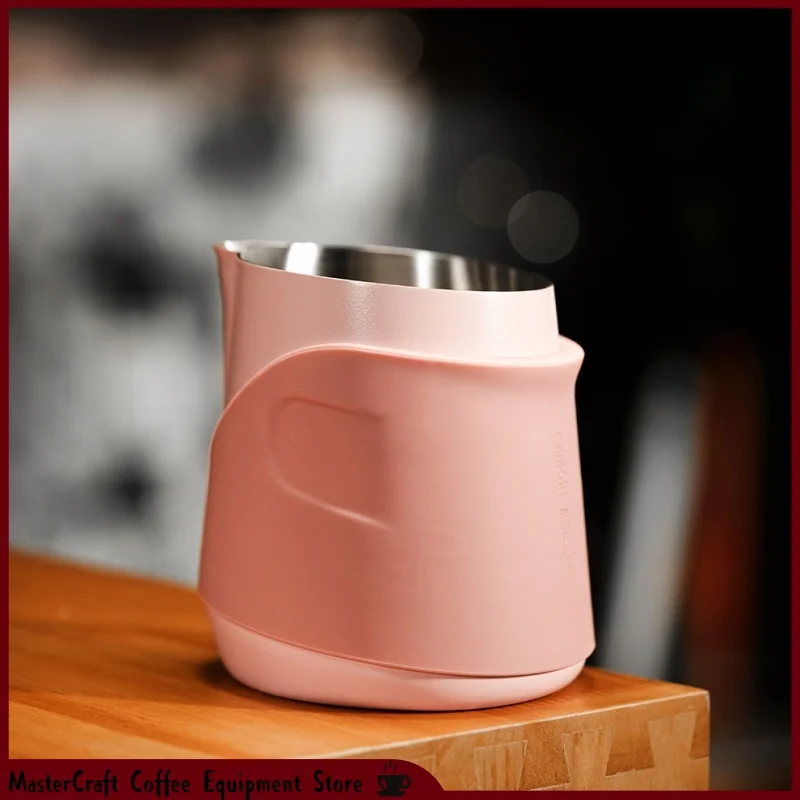 In StockMhw 3bomber Gt Handleless Espresso Pitcher Stainless Steel Milk Frothing Cup With Marking Scale 400ml Coffee Art Pitcher