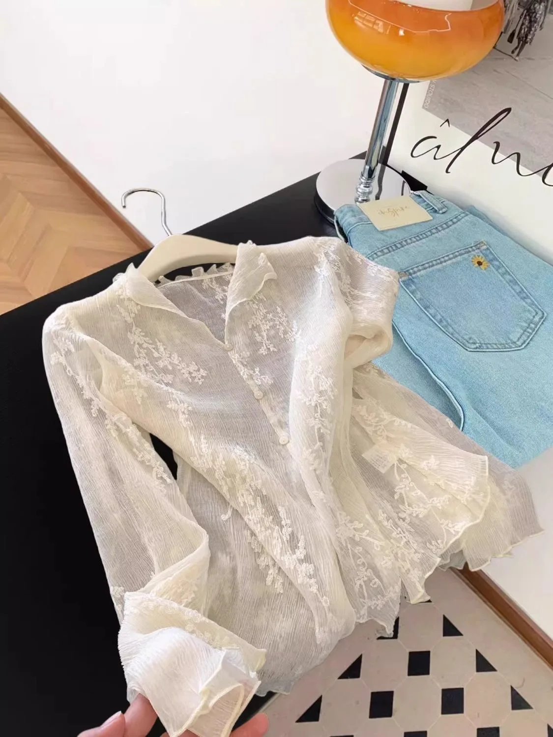 

Ретро-рубашка женская с вышивкой, длинным рукавом, кружевом, полупрозрачная, летняя, новый стиль, защита от солнца, премиум-класс, топ из полиэстера