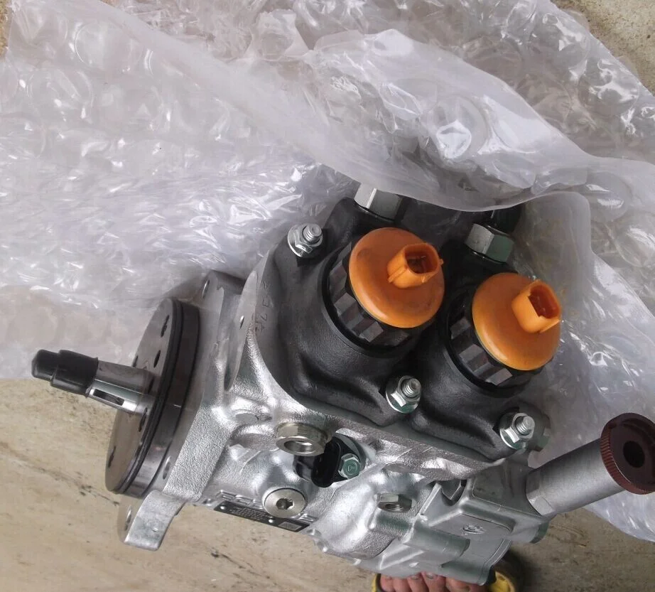 PC450-8 PC450-7 مضخة الوقود 6156-71-1110 6156-71-1112 6156-71-1111