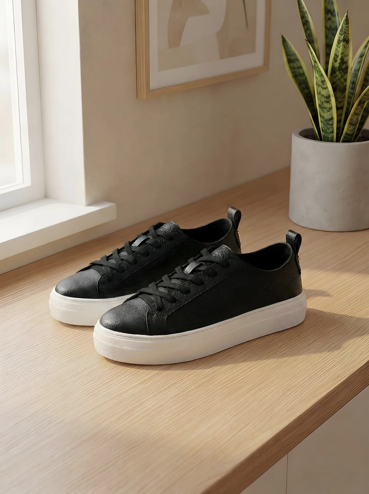 

Женская роскошная брендовая черная вулканизированная обувь из натуральной кожи, модная удобная повседневная женская обувь на шнуровке