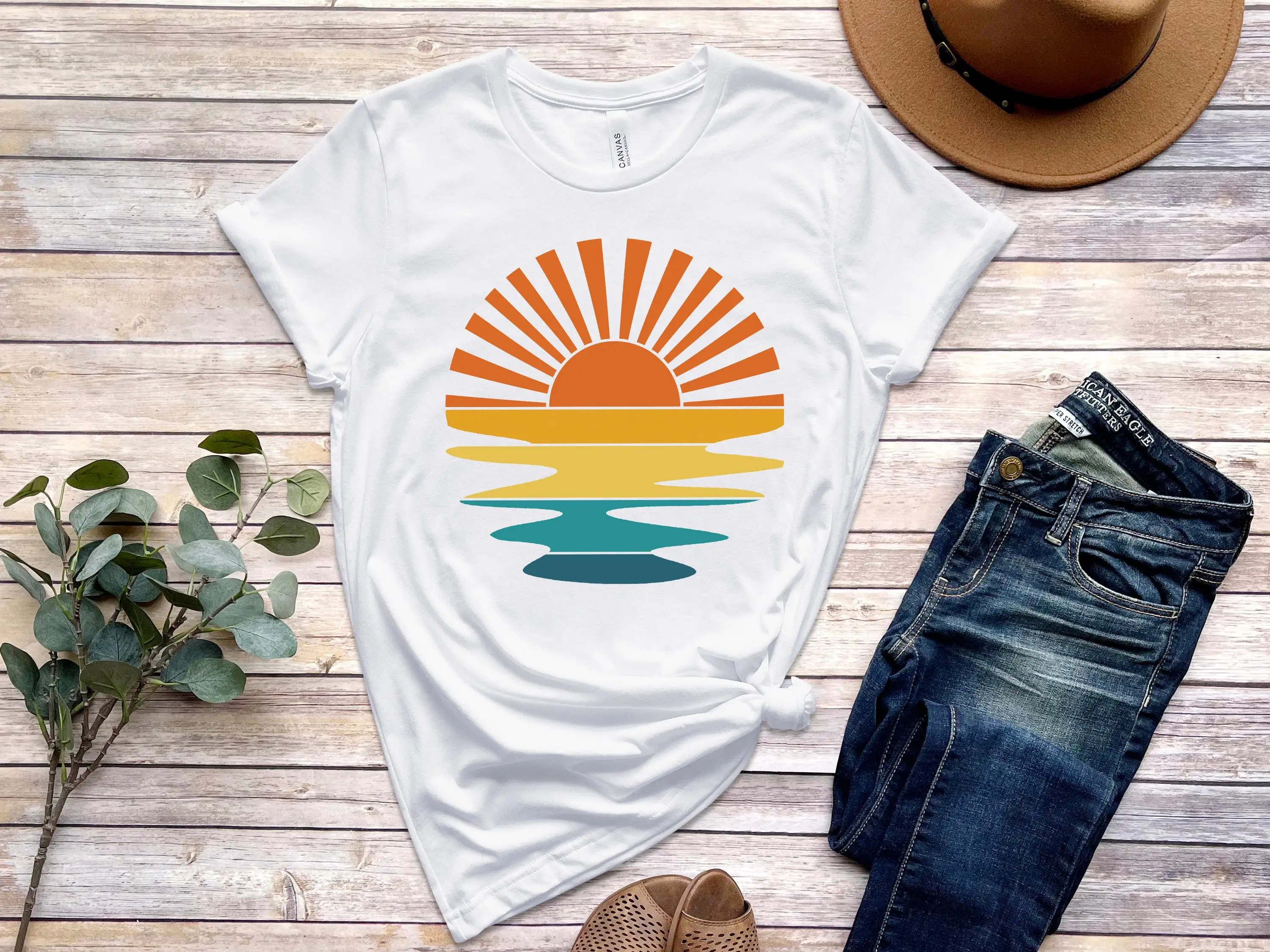 

Vintage Ocean Sunset Print Women T-shirt 2024 New Stylish Beach Party Female Shirt 2024 New Fashion Beach Tourism Girl Tee