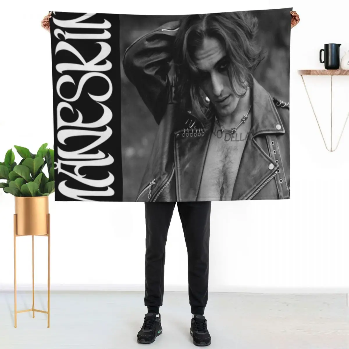 

MANESKIN DAMIANO DAVID Throw Blanket Ultra Soft Flannel Fleece Blanket for All Seasons