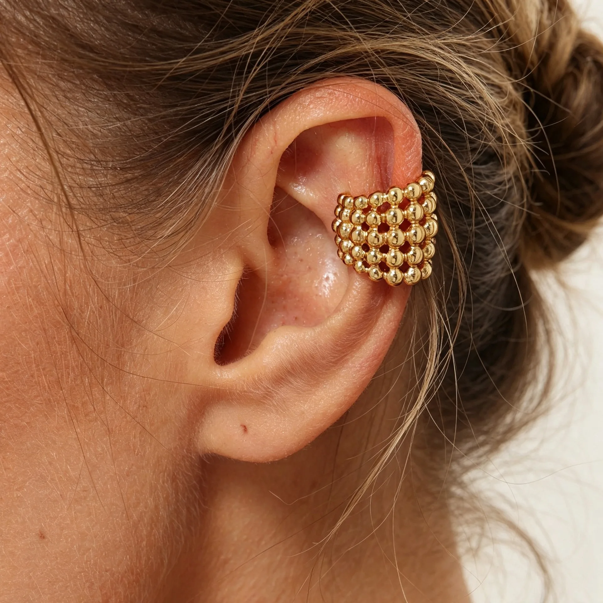 Trendy Stainless Steel Hollow Mesh Bead Ear Cuff Non Piercing C Shaped Wide Ball Mesh Cartilage Clip Earrings for Women