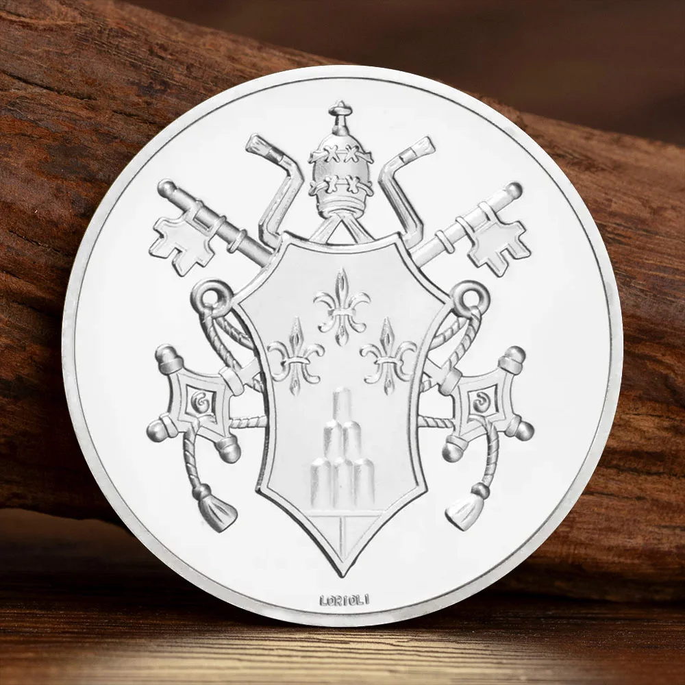 Pontifex Maximus Collectible Coin Silver Plated Pontiff Creative Gift Commemorative Coin Home Decoration