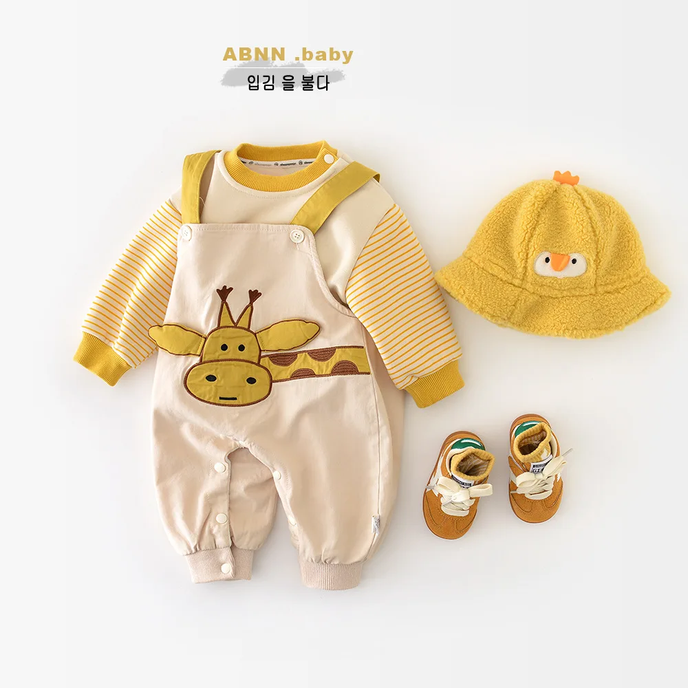 

Корейский комбинезон с нагрудником на подкладке для маленьких мальчиков, осень-зима, бархатный комбинезон с вышивкой «все в одном» и рисунком девчачьего цвета