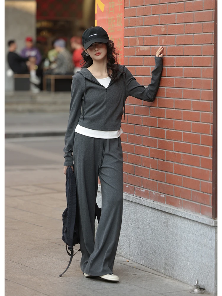 

Весенний повседневный модный комплект: новый женский костюм-двойка 2026 года в корейском стиле, омолаживающий образ, от бренда Mixd