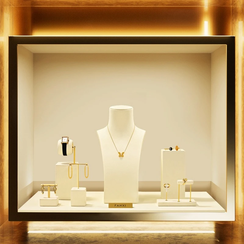 Creative Microfiber Necklace Display Bust Mannequin Neck Stand Luxury Jewelry Showcase Props