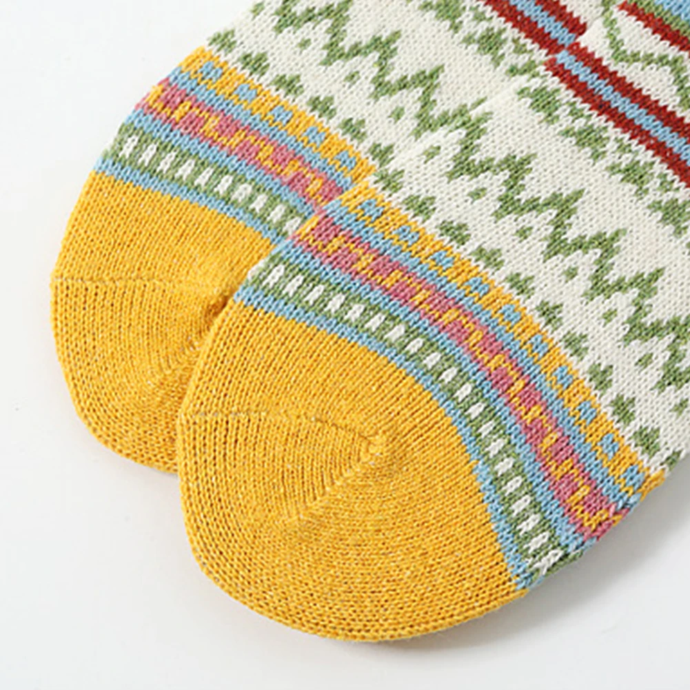 5 Paar Damen-Wollsocken, bunt, weich, warm, Ethno-Stil, Socken, warme Kabinen, nordische Socken, lustige, schweißableitende Socken für den täglichen Gebrauch – Detail 6
