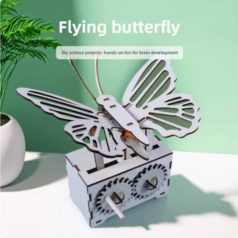 Hand-cranked Flying Butterfly DIY Science Kit Kids Handmade Assembly Model STEM Education Mechanical Experiment Craft Supplies