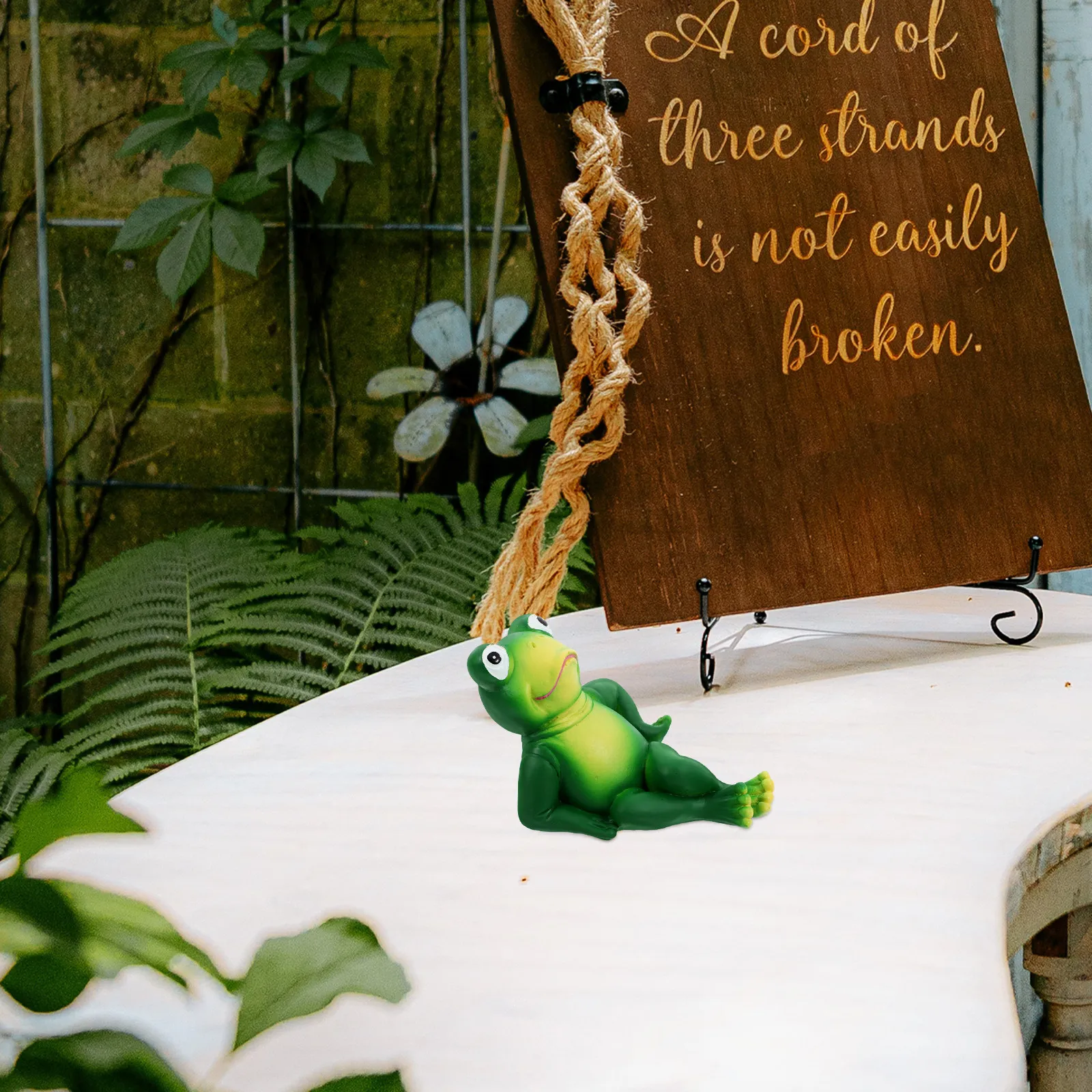 

Realistic Resin Frog Garden Statue Expressive Details Hand Painted Outdoor Garden Decor for Yard Lawn Balcony Flowerbed