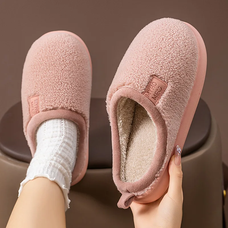 

2025 флисовые хлопковые тапочки для женщин, зимние домашние нескользящие плюшевые домашние тапочки, модные теплые мужские меховые тапочки на мягкой подошве