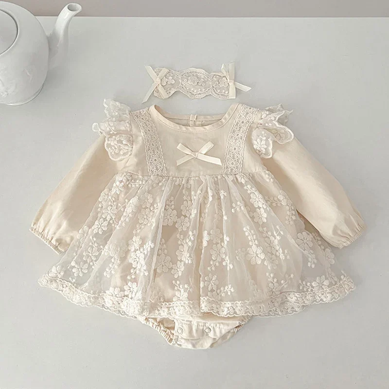 2026 New Spring Newborn Baby Girls Bodysuits Long Sleeved Cotton Lace Splicing Korean Style Climbing Suit 0-24M Children Clothes