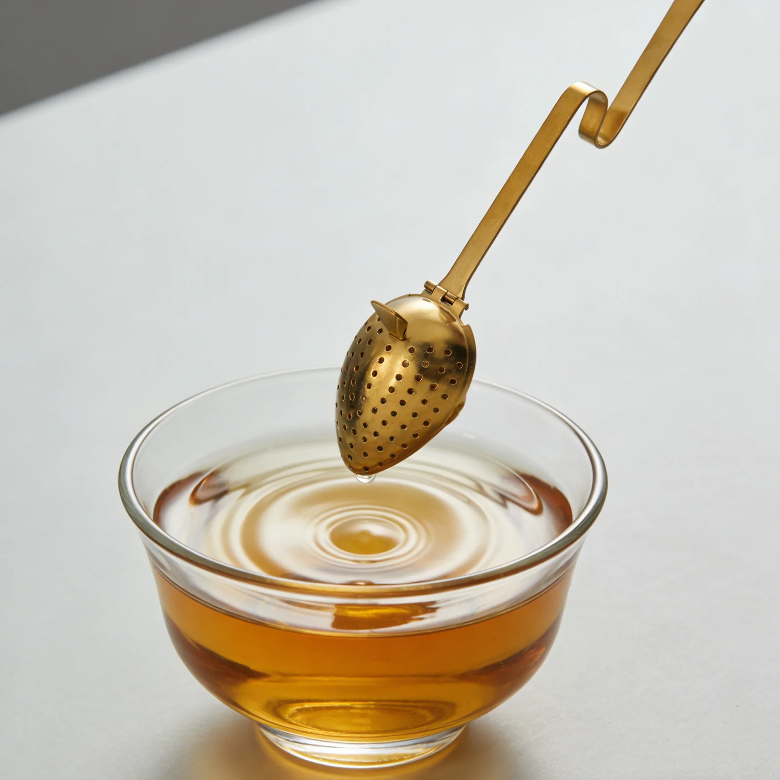 

Mesh Tea Strainer Spoon - Stainless Steel Loose Leaf Tea Infuser with Long Grip - Hangs on Cup for Easy Brewing At Home Office