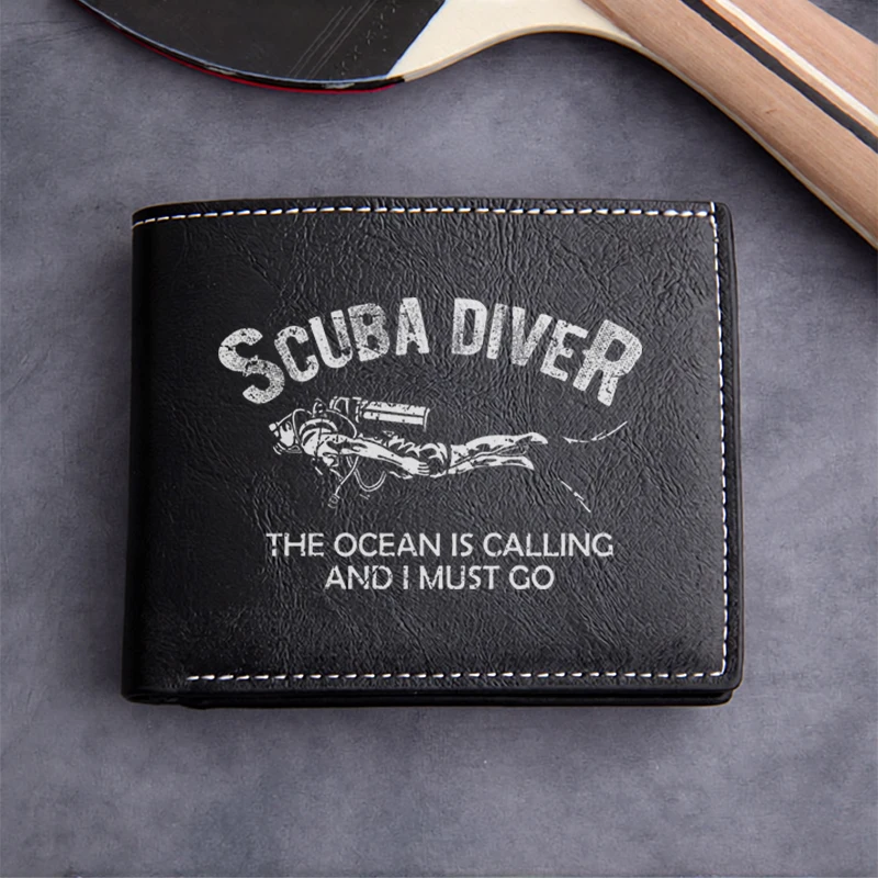 SCUBA DIVER OCEAN CALLING MEN'S PU LEATHER WALLET LIGHTWEIGHT DURABLE BUSINESS STYLE SHORT WALLET FOR ADVENTURE SEEKERS