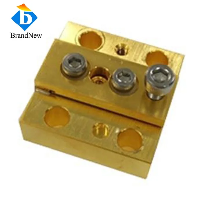 شريط ليزر ديود مثبت على CS 808 نانومتر 30 وات مع عدسة FAC على شكل D