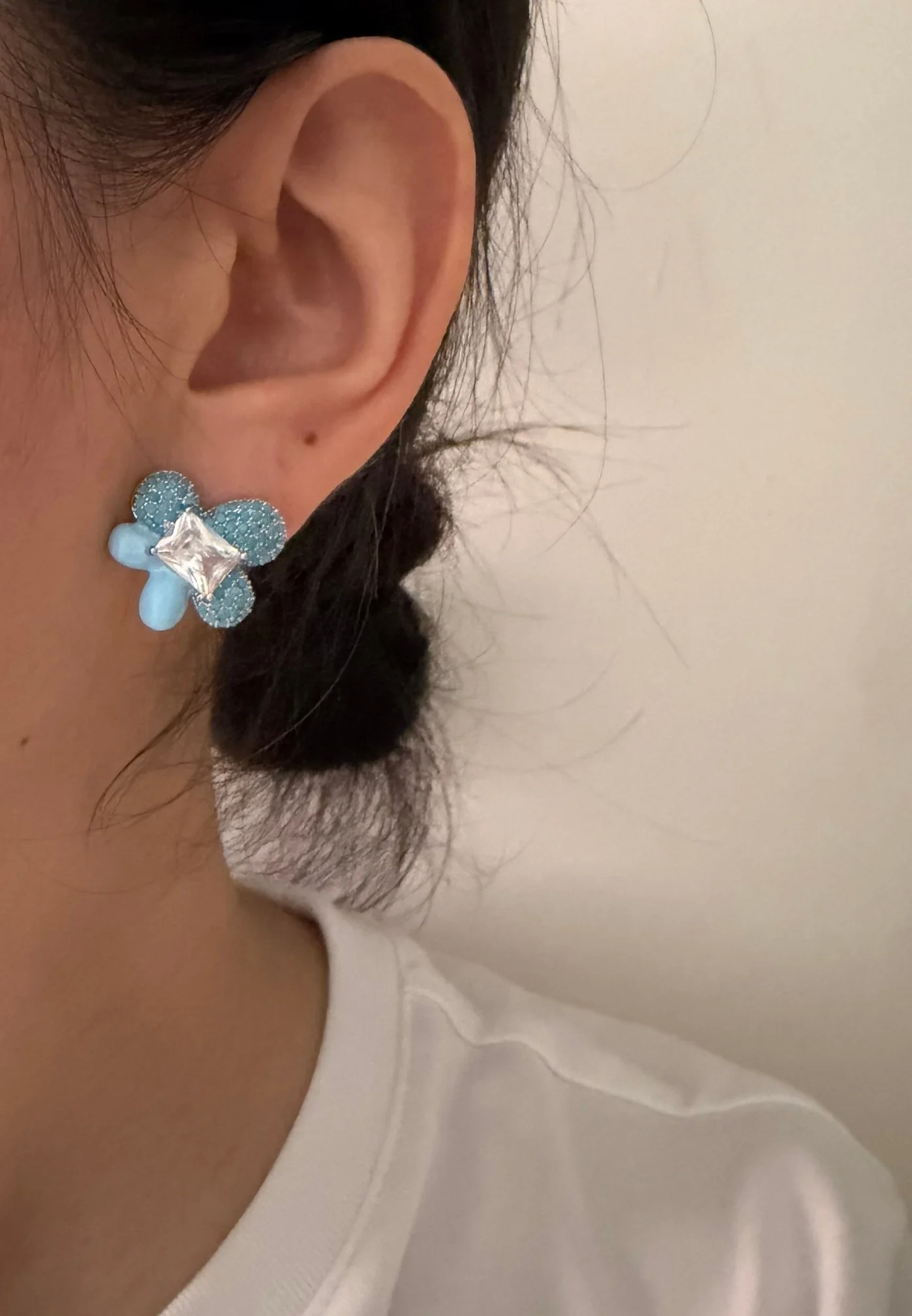 Korean new design fashionable silver plated blue zircon enamel flower earrings elegant women's daily work accessories