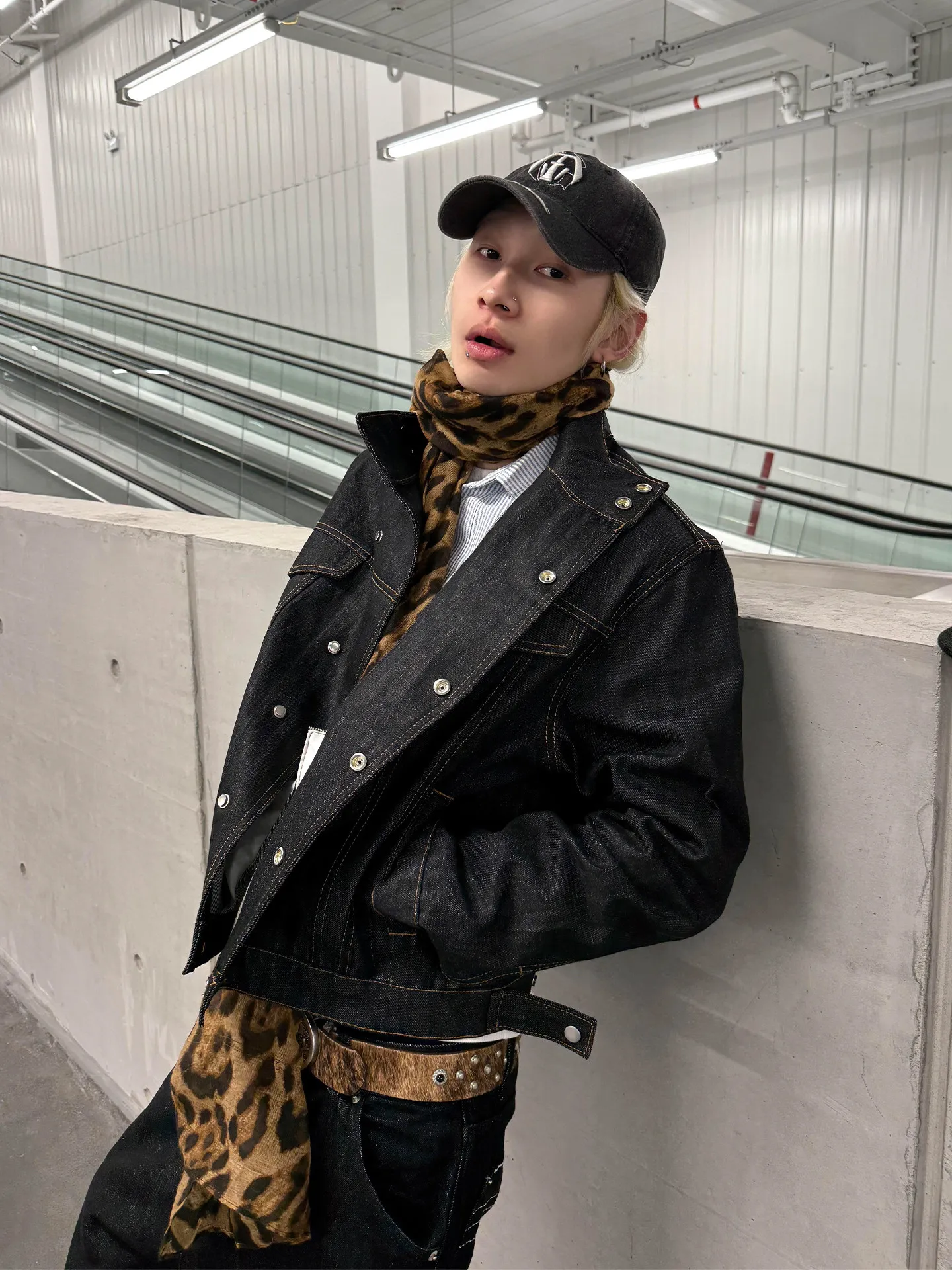 British Style Fencing Jacket Men's Spring Autumn Design Sense Retro Money Wind Stand Collar Denim Oblique Cutting Coat